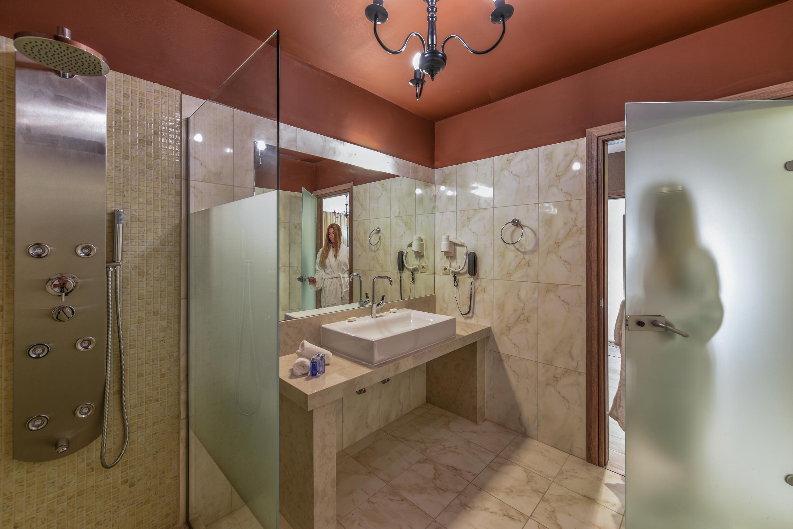 Elegance Luxury Executive - Adults Only