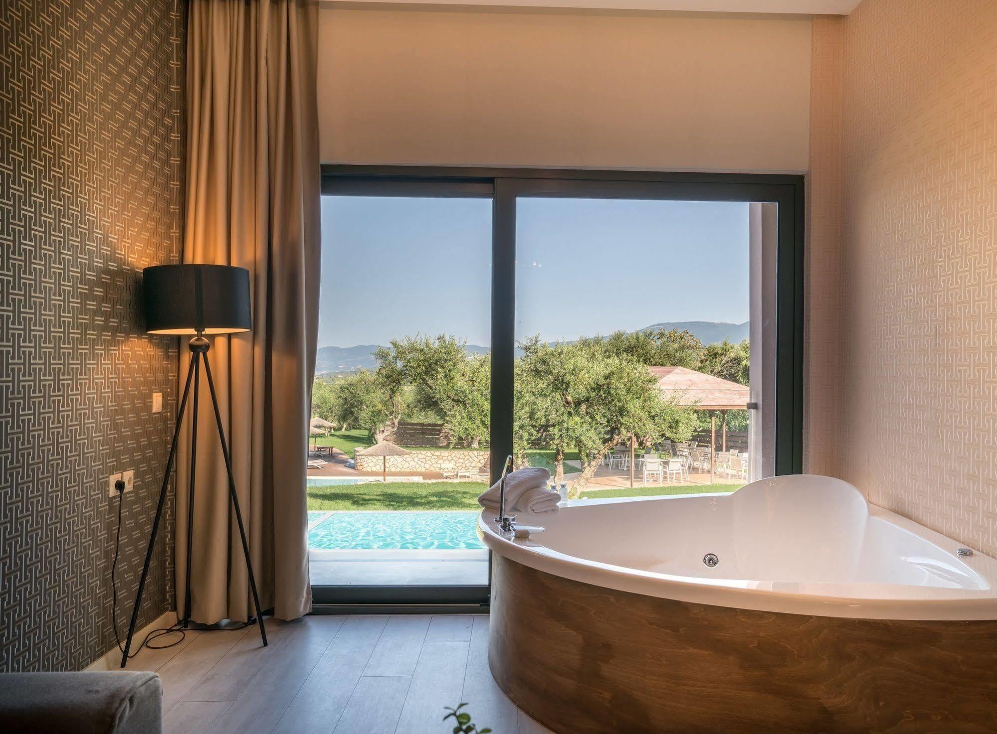 Hotel Elegance Luxury Executive - Adults Only Tragaki